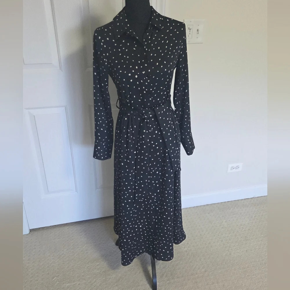 Elegant Black Polka Dot Dress - Picture 6 of 9